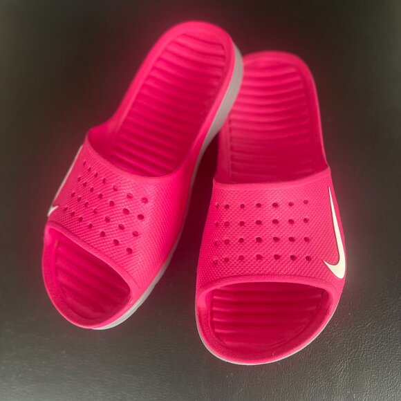 Nike Slide Sandals - Picture 1 of 5